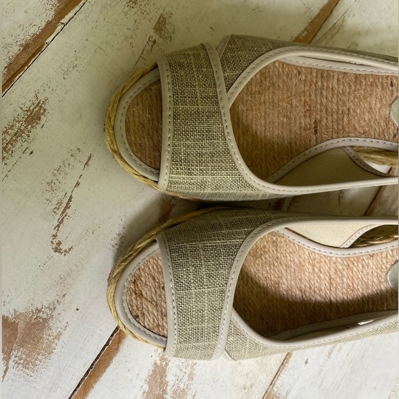 Donald J. Pliner Coraa Linen Espadrille Wedge Sandals sz 6.5 peep toe summer EUC - Picture 12 of 13